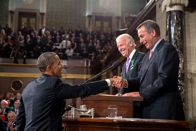 Obama shakes hands with Boehner