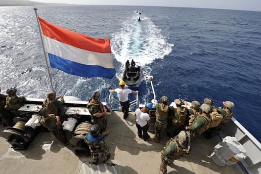 US Sailors and Dutch Marines Training Together