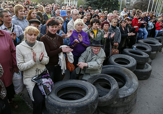 20140420pro-russia people reuters