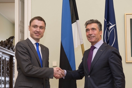 Estonian Prime Minister Taavi Roivas and NATO Secretary General Anders Fogh Rasmussen