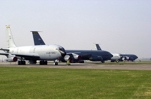 USAF KC-135Es at RAF Mildenhall, March 20, 2003
