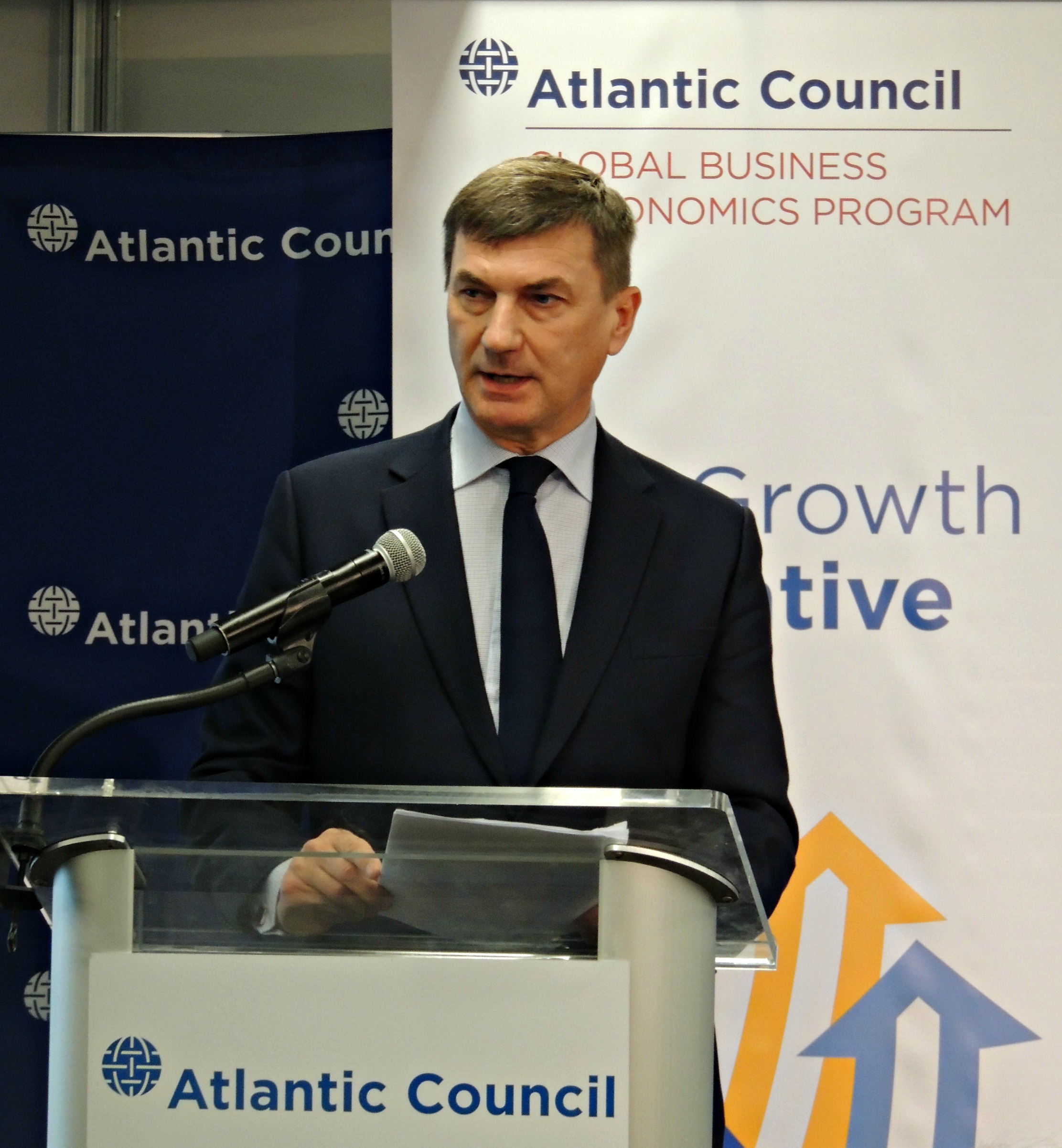 European Commission Vice-President and former Prime Minister of Estonia Andrus Ansip closes the conference.