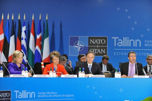 NATO Foreign Ministers Reach Agreement on Nuclear Issues and Missile Defense