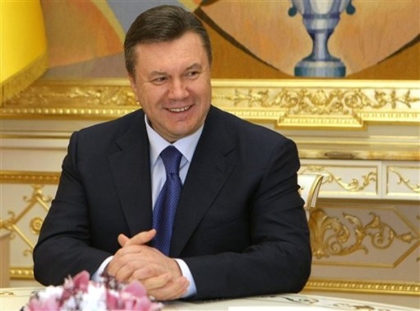 Ukraine: Containing the Con