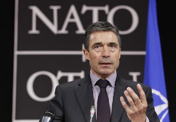 NATO Secretary General Urges Dutch Leaders to “Remain Militarily Involved in Afghanistan”