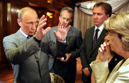 Putin Says Russia will Buy Mistral Only with Technology Transfer