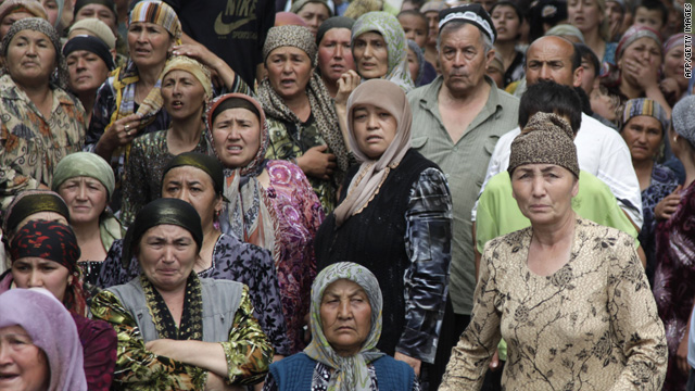Kyrgyzstan investigating whether troops involved in ethnic violence