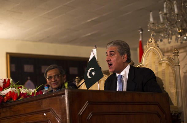 Khakis over civvies: Posturing in Pakistan and India
