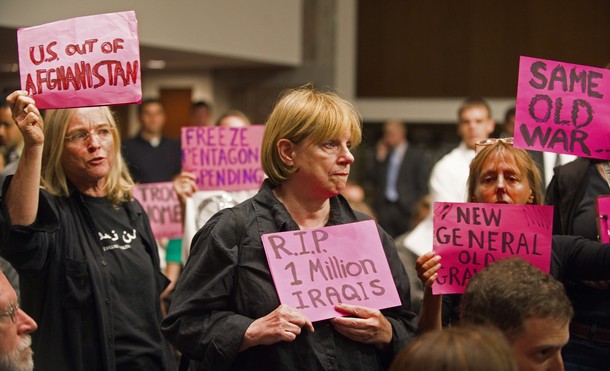 Why is the U.S. anti-war movement losing support?