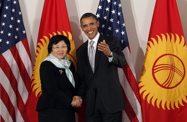Obama urges Kyrgyz President to let in OSCE Police Advisory Group