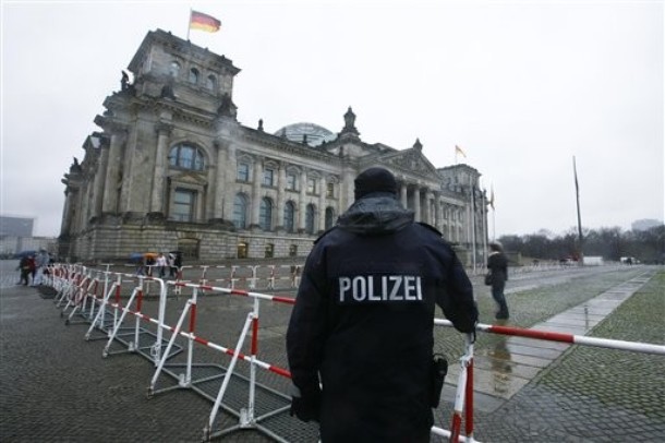 Calls From Man With Terror Links Prompted German Alert, Official Says
