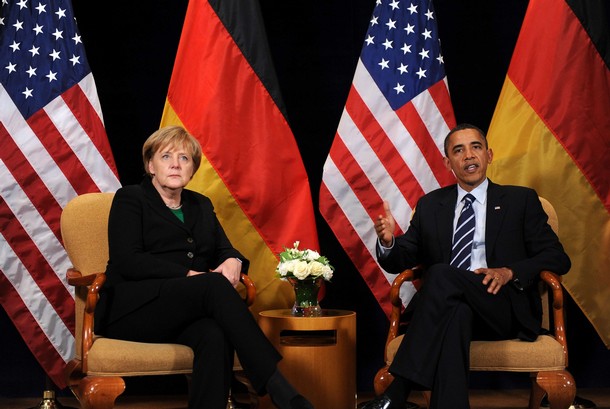 Obama tells Merkel that Gaddafi needs to leave