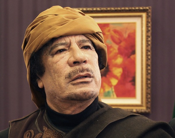 Gaddafi sending emissaries to NATO meeting