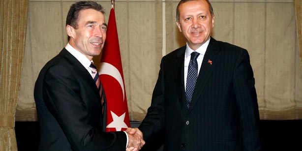 NATO Secretary General discusses Libya with Turkey’s Prime Minister