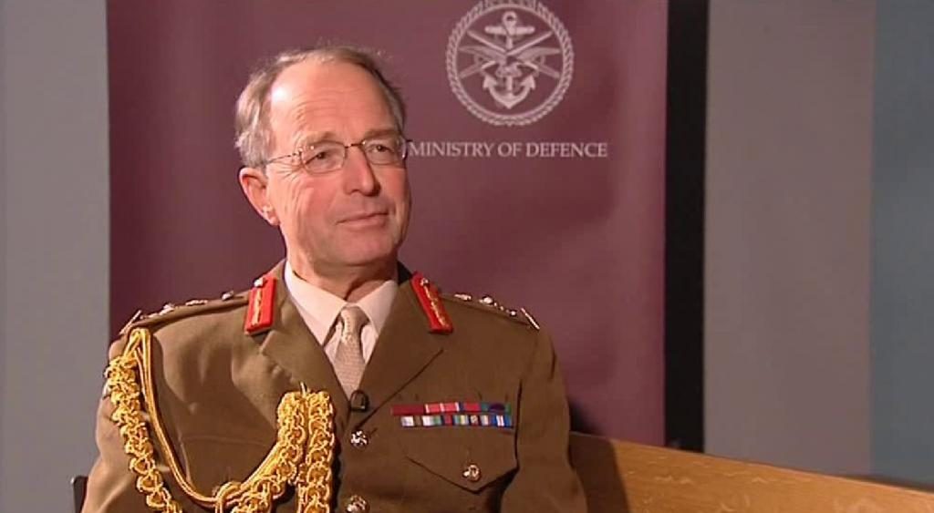 British Defense Chief believes NATO must target Gaddafi regime