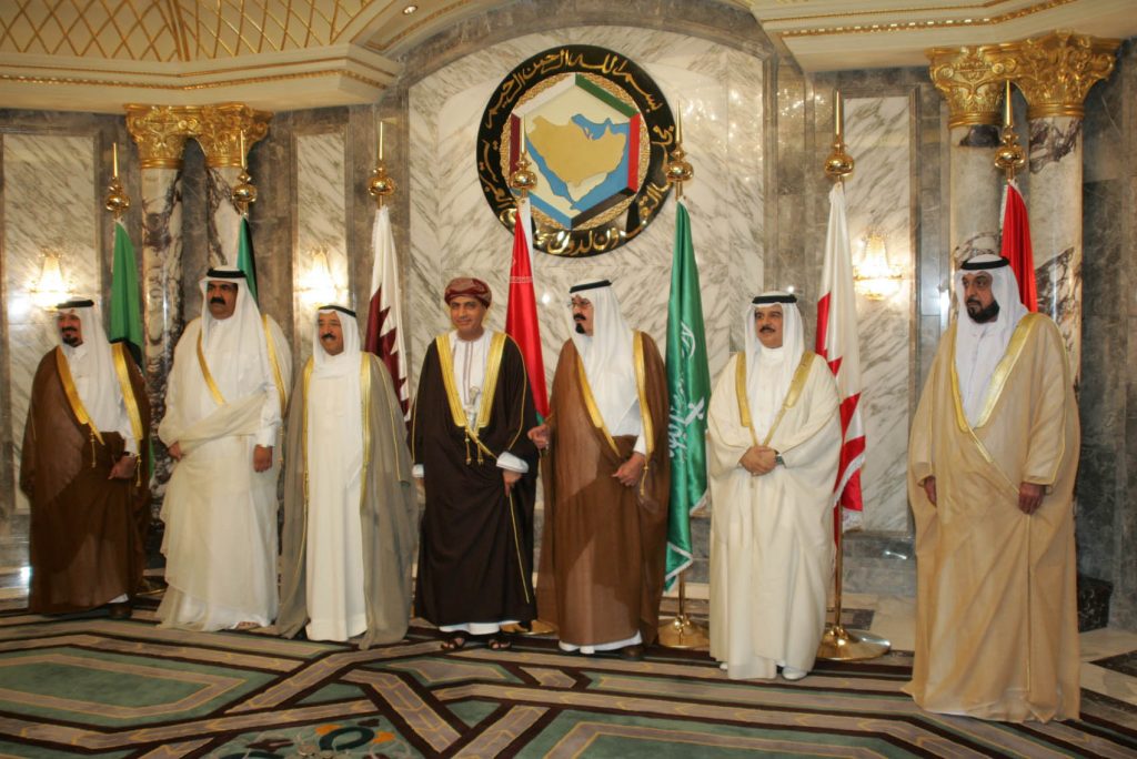 Sunni Monarchies Close Ranks