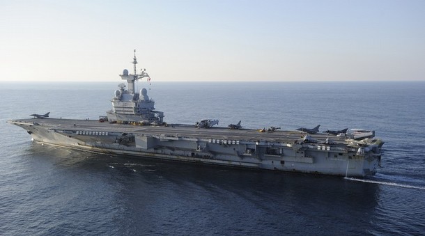 French admiral suggests sharing aircraft carrier with Britain