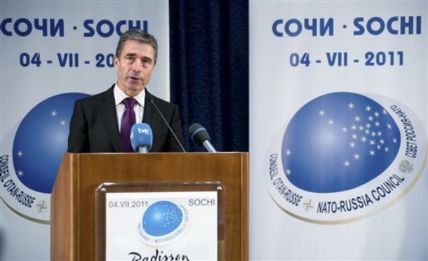 Russian experts examine relations with NATO