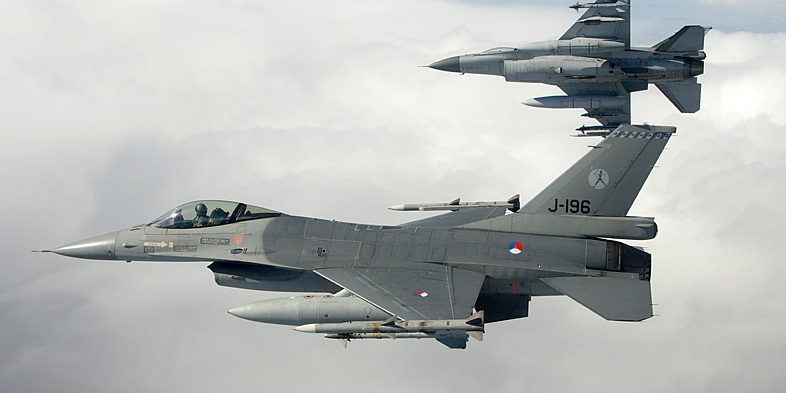 Dutch extend deployment of forces in NATO’s Libya operation