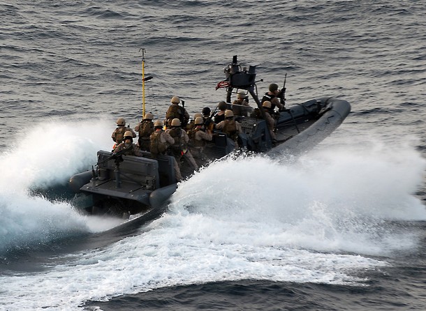 Italy says US, UK forces free ship from pirates