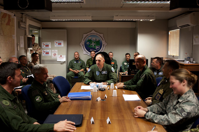 NATO Commander Says Resilience of Qaddafi Loyalists Is Surprising