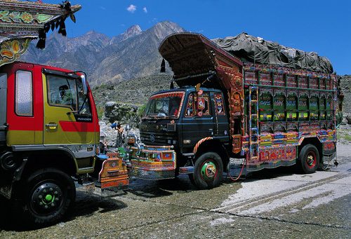 Pakistan India trucks