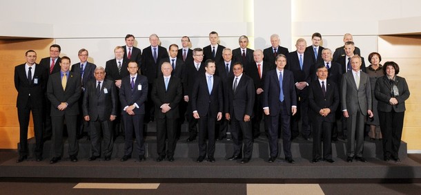 2013 ambiguity turns meeting of NATO defense ministers into ‘day of confusion’