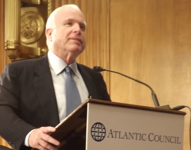 McCain urges US to sign Strategic Partnership Agreement with Karzai at NATO summit