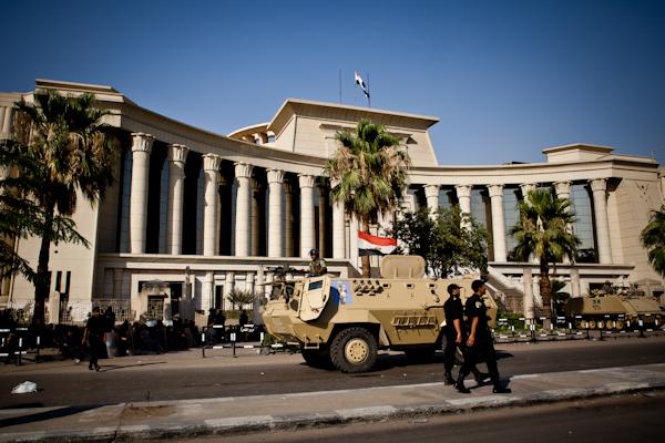 Top News: Brawls in Egypt Court as Judges Meet on Constitution