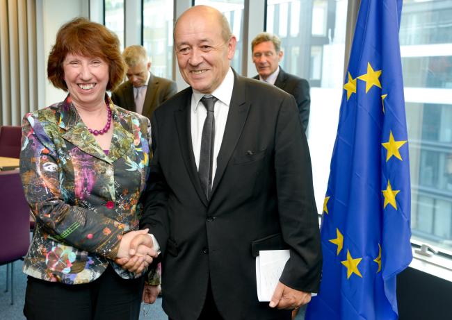 French Defense Minister Le Drian trying ‘to move forward with the Europe of defense’