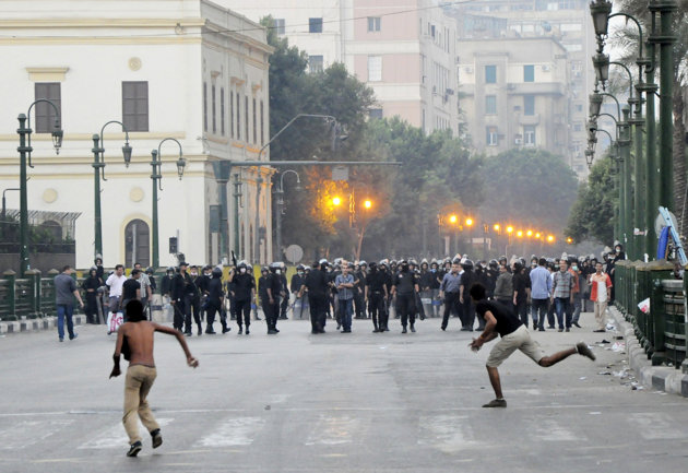 Top News: Rights group: New Police Powers Law Recreates Mubarak-Era Emergency Regime