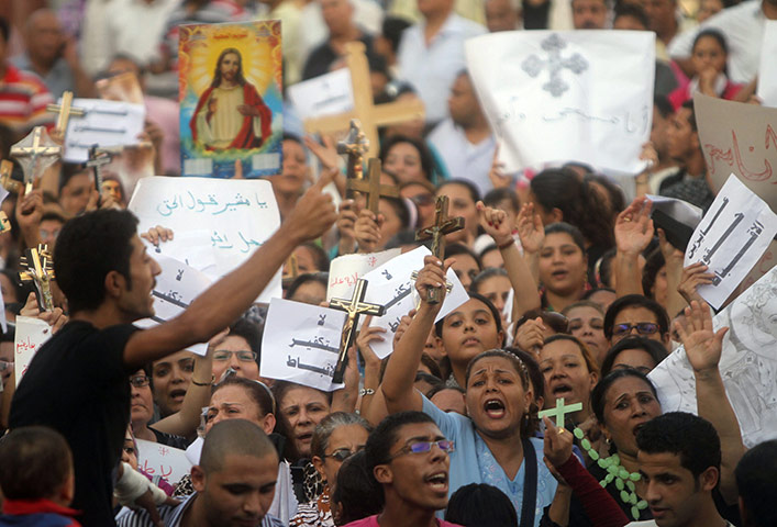 A Reactive Approach to Sectarianism: Displacement by Governmental Consent