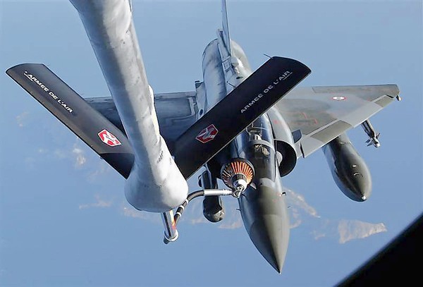 Ten European states agree military air tanker cooperation