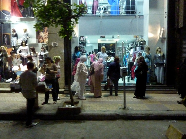 Decision to Close Egypt’s Shops Early Put on Hold Amid Harsh Criticism