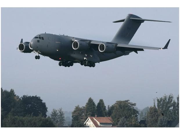 Canada sending C-17 transport plane to help French mission in Mali