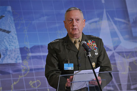 Mattis urges keeping 20,000 NATO troops in Afghanistan