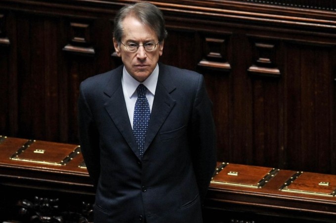 Italy’s foreign minister resigns over return of marines to India