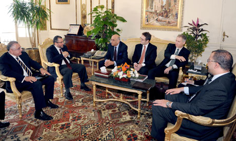 Top News: Political Forces Rally to Bring Down Cabinet