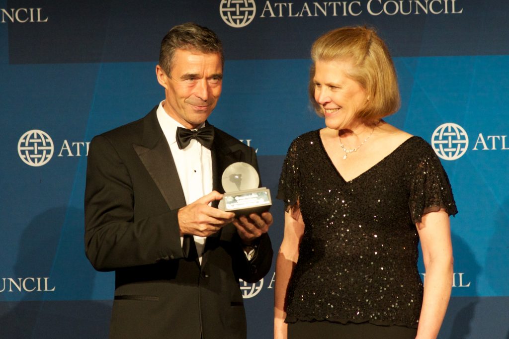 NATO Secretary General receives prestigious US Atlantic Council award