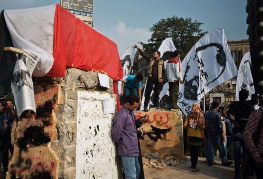 Top News: Mohamed Mahmoud Protests Continue Amid Minor Clashes