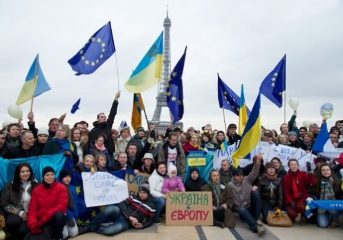 Euromaidan demonstration in Paris, November 24, 2013