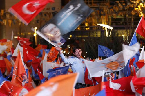 (REUTERS/Umit Bektas)