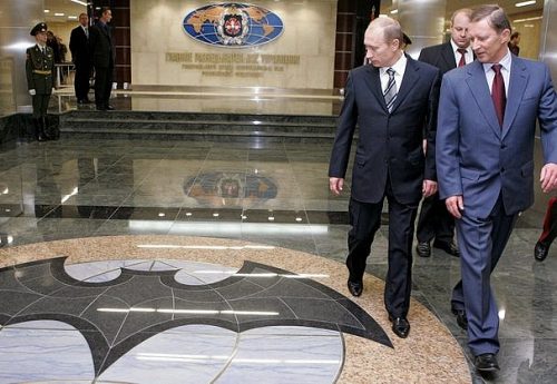 Russian President Vladimir Putin at GRU headquarters, March 13, 2008
