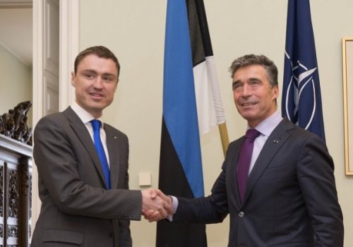 Estonian Prime Minister Taavi Roivas and NATO Secretary General Anders Fogh Rasmussen