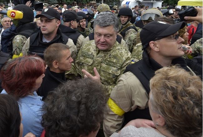 Poroshenko Fires a Salvo in the Information War
