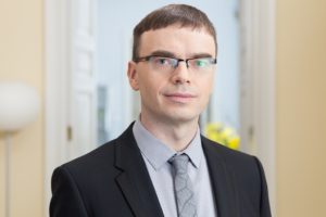 Estonian Minister of Defense Sven Mikser