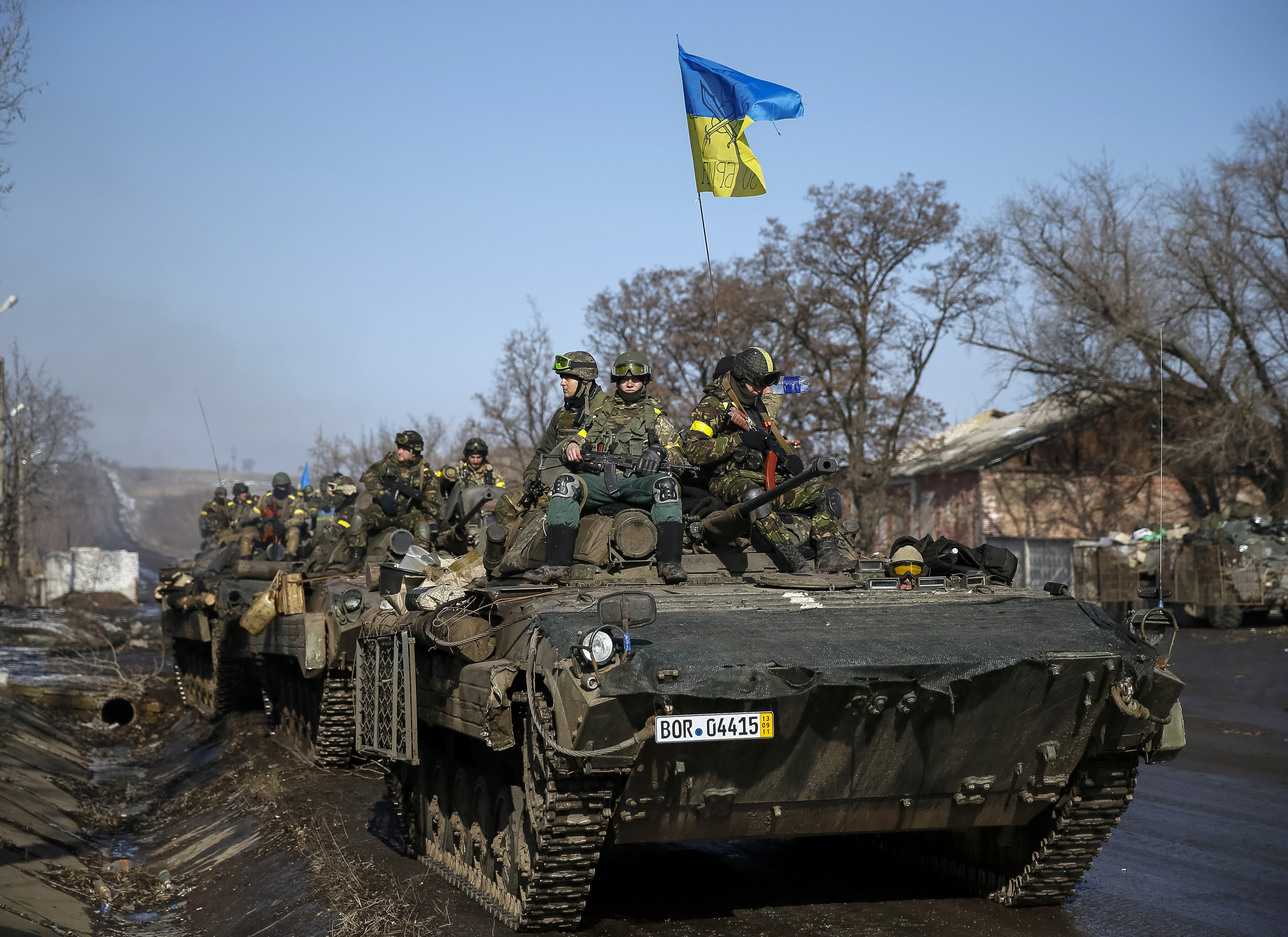 Questo è l'Inizio della Fine 20150212_UkraineTroopsDebaltseve_528