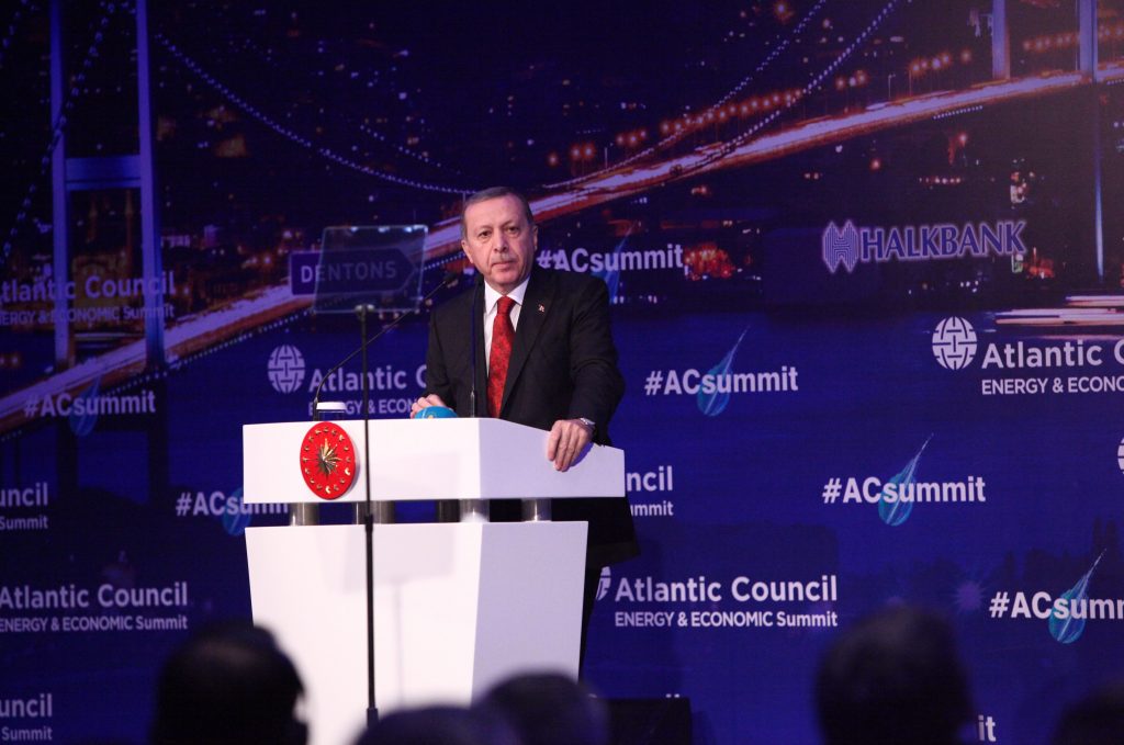 Turkish President Condemns Backlash Against Migrants