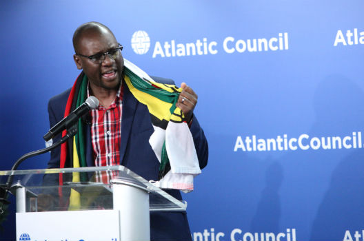 #ThisFlag’s Pastor Evan Mawarire Condemns Continued Crackdown in Zimbabwe