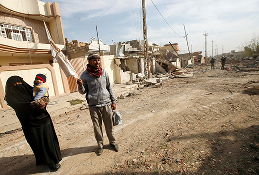 Iraqis Sheltering in Mosul Create Fresh Hurdles for Aid Agencies